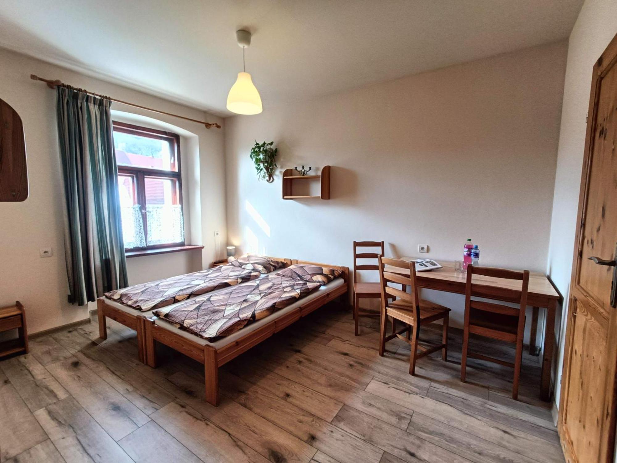 Apartamenty I Pokoje Goscinne "Wacus" Srebrna Góra Екстериор снимка