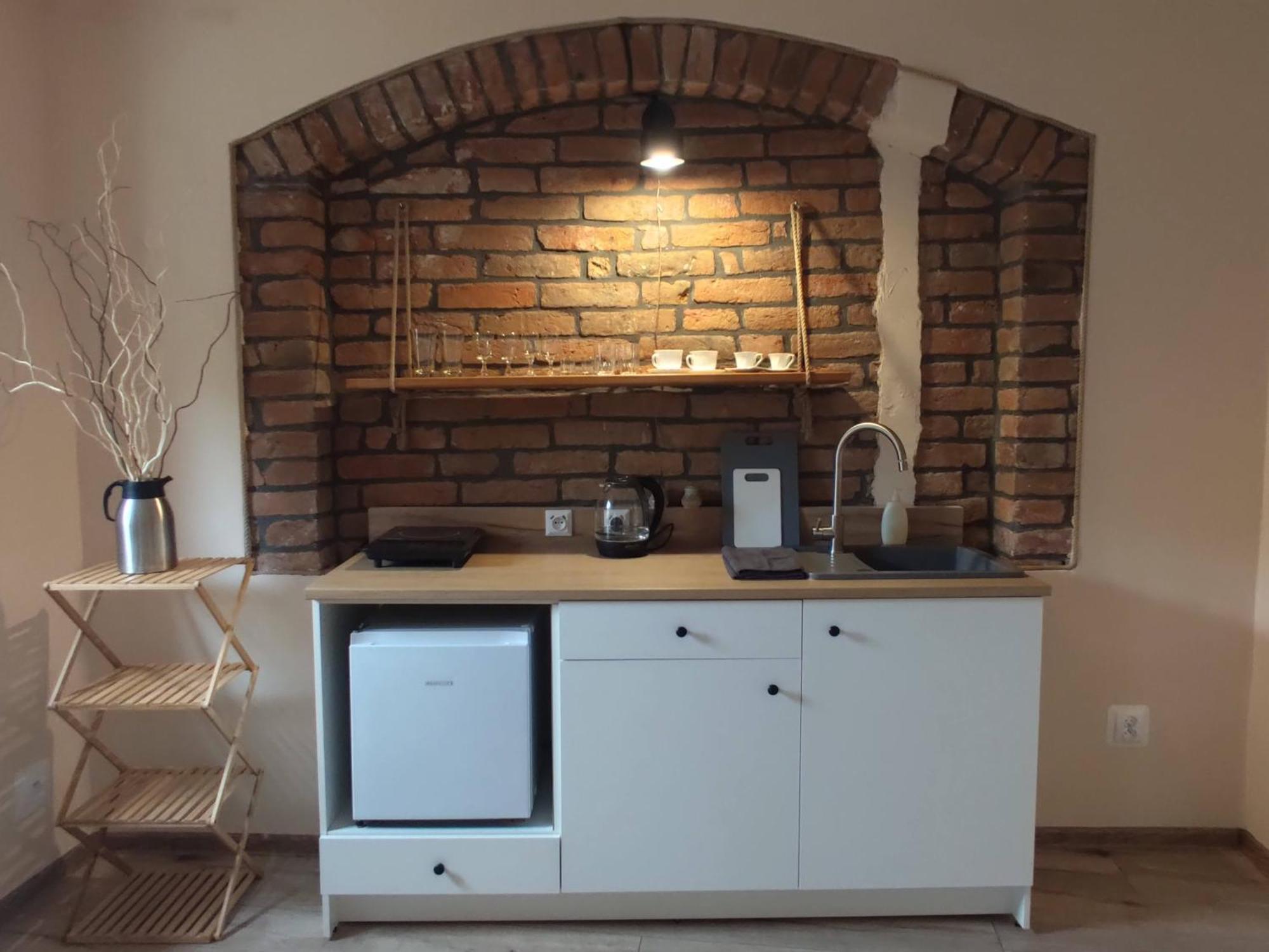 Apartamenty I Pokoje Goscinne "Wacus" Srebrna Góra Екстериор снимка