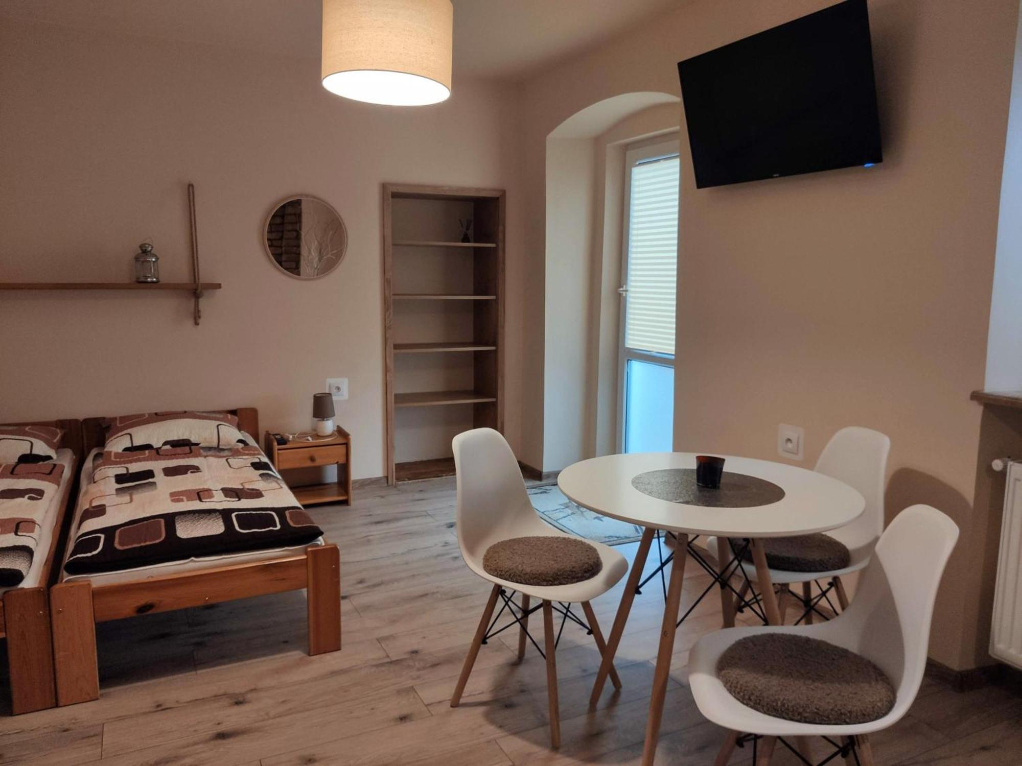 Apartamenty I Pokoje Goscinne "Wacus" Srebrna Góra Екстериор снимка