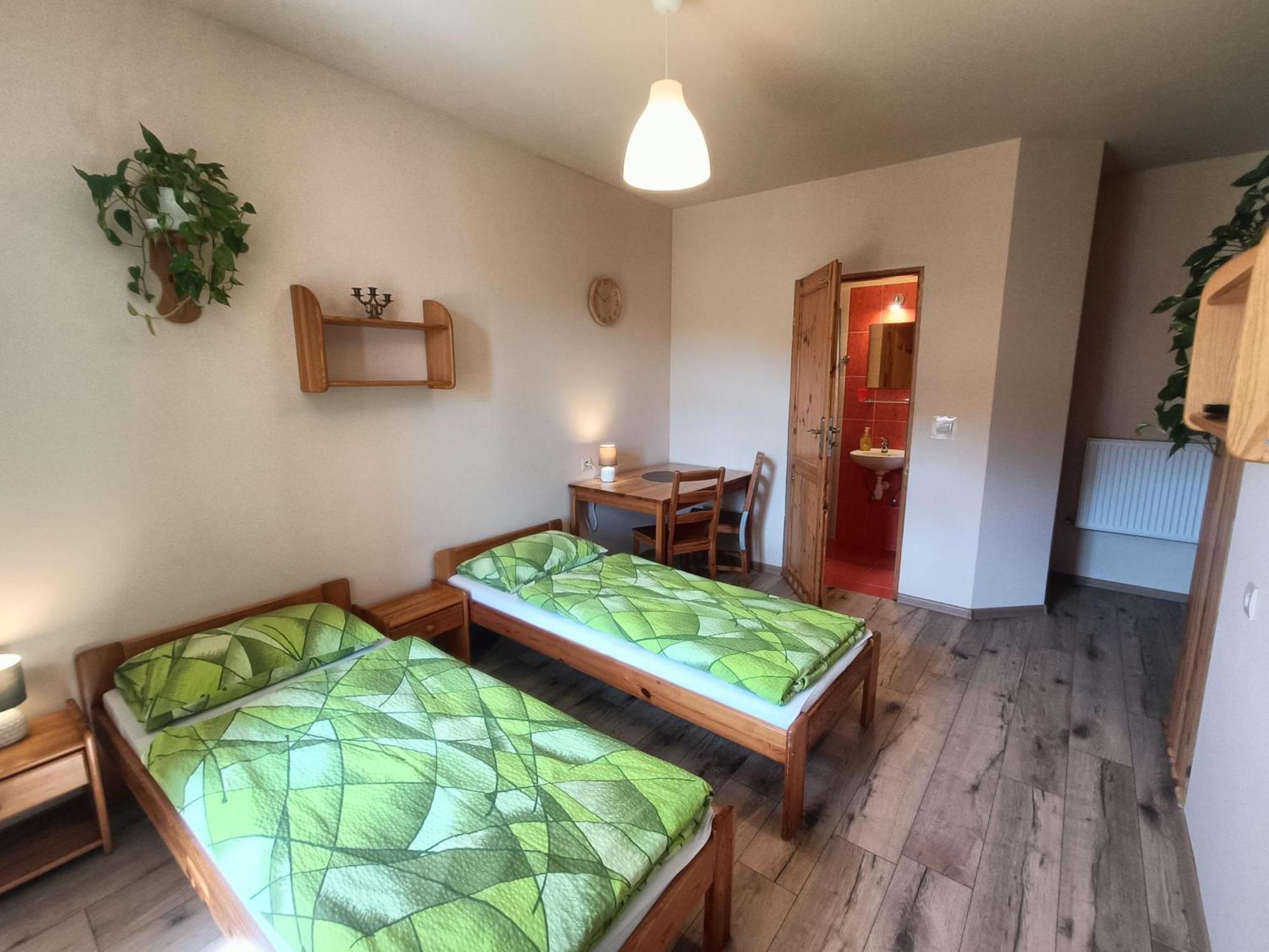 Apartamenty I Pokoje Goscinne "Wacus" Srebrna Góra Екстериор снимка
